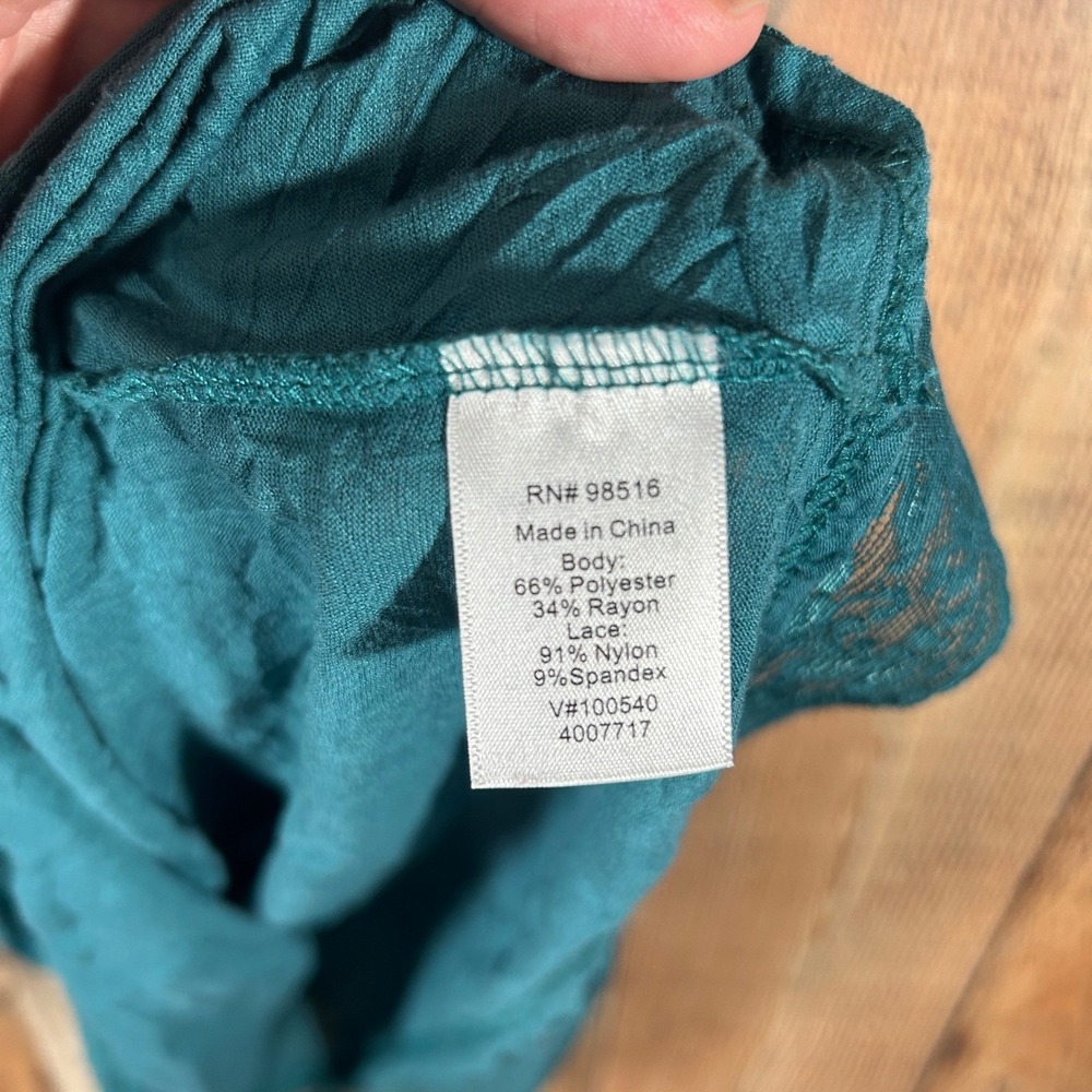 Coldwater Creek Teal Blue Crinkle Lace Trim Camisole Adjustable Straps XL - Picture 5 of 6